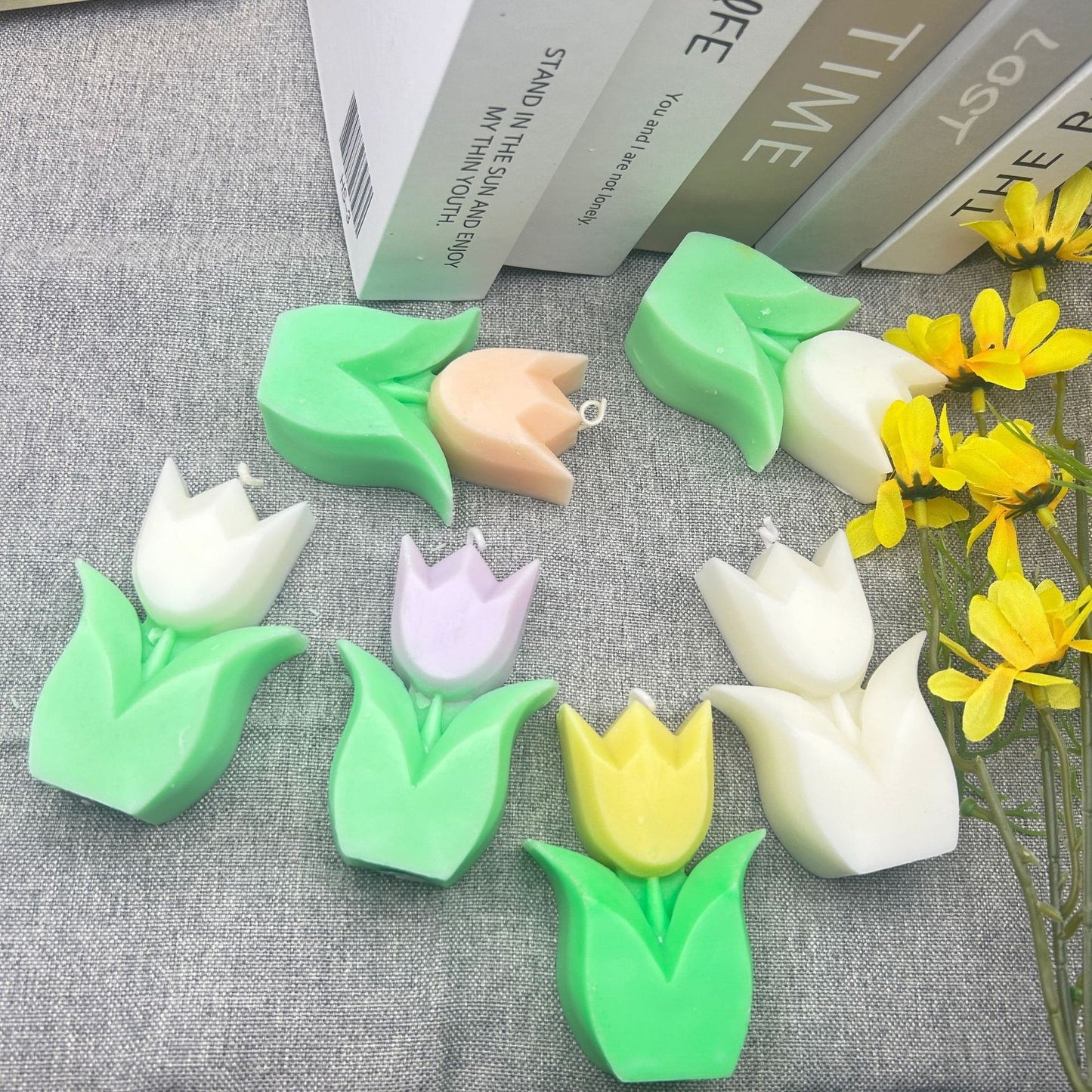 Tulip Handmade Candle Gift Accompaniment Candle Ambiance Floral Shape
