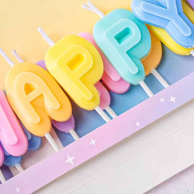 Multi-coloured monogram ‘HAPPY BIRTHDAY’ birthday candles, single wick paraffin wax, Valentine's Day, Christmas, Halloween, Easter and other celebrations, cute cartoon style cake decorations - 1 piece