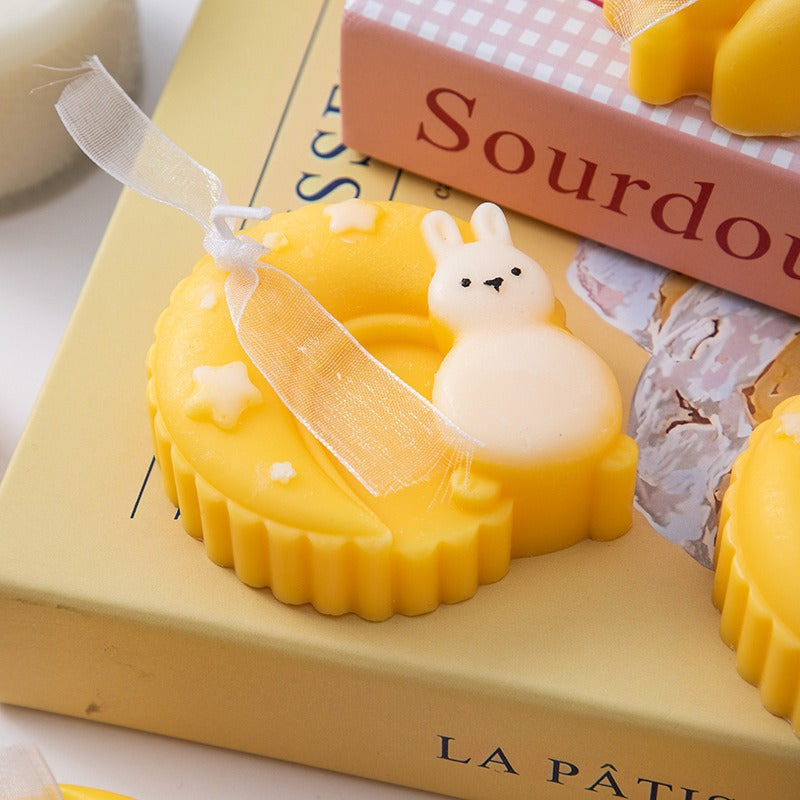 Mid-autumn Rabbit-shaped Aromatherapy Candle Creative Mid-Autumn Festival Gift Scented Companion Candles Ornaments